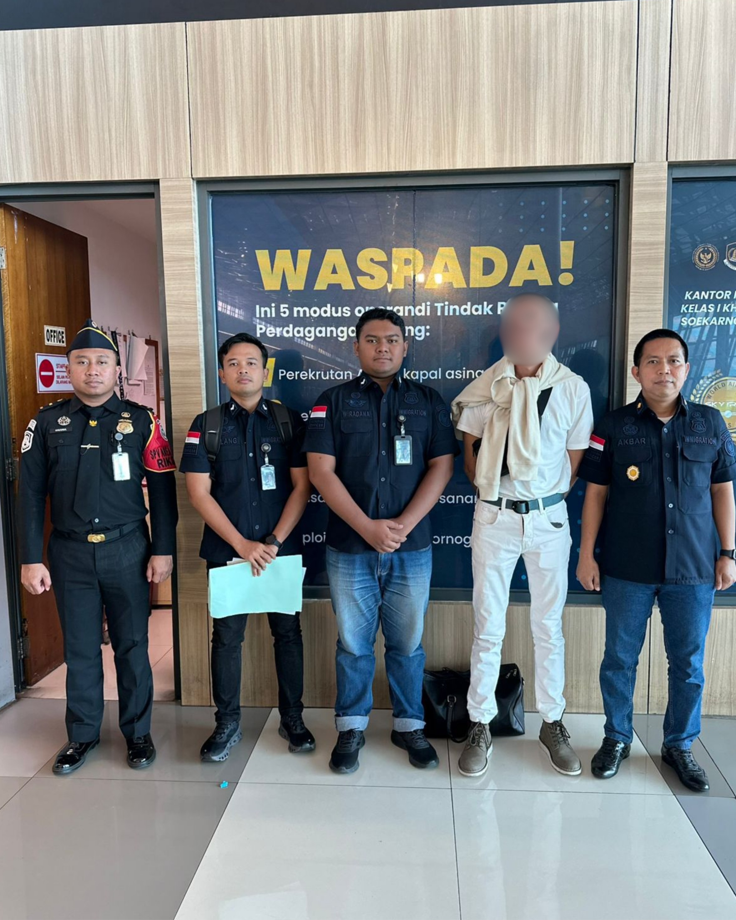 Kantor Imigrasi Cilacap Deportasi WNA Asal Rusia